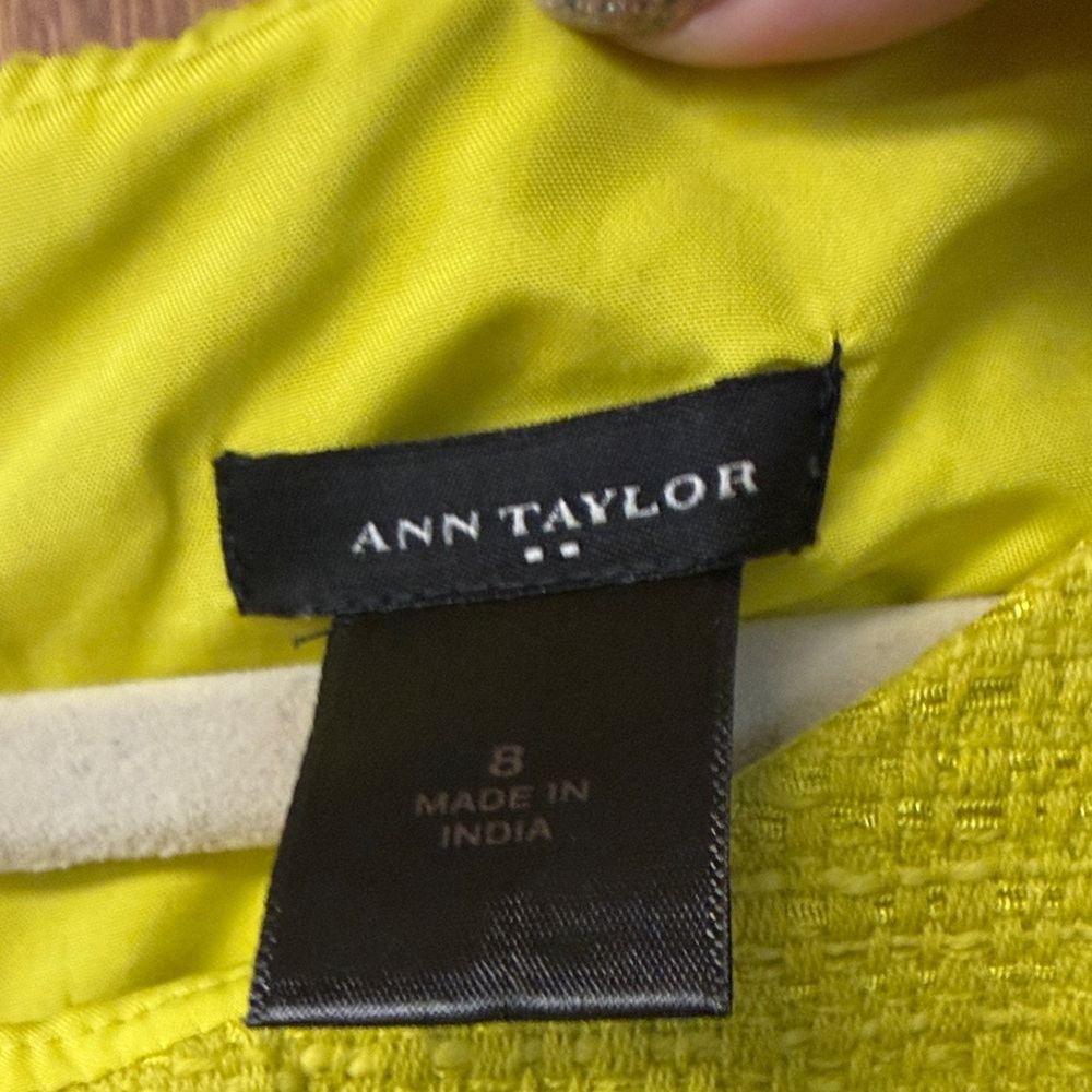 Chartreuse Tweed Cap Sleeve Sheath Ann Taylor Dress - Picture 2 of 2